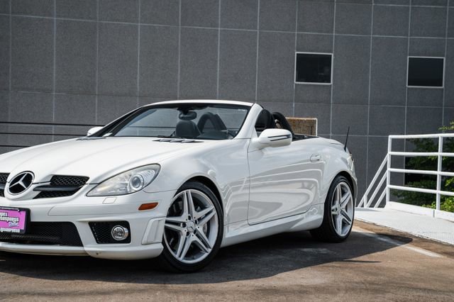 Used 2009 Mercedes-Benz SLK 55 AMG image 30