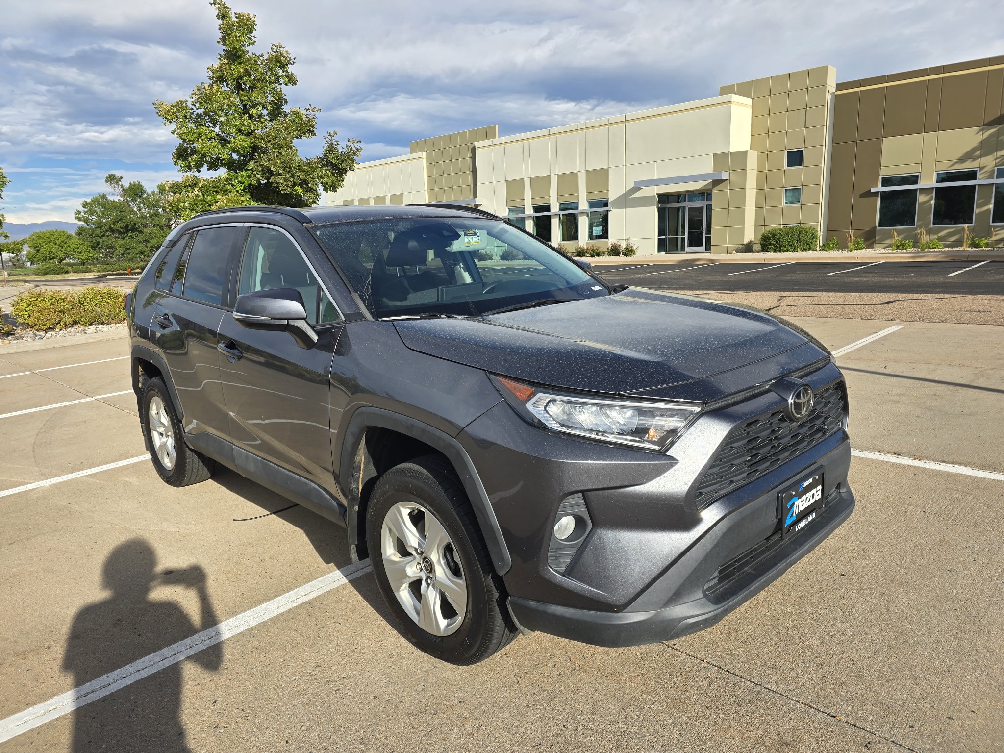Used 2021 Toyota RAV4 XLE AWD/4WD image 7