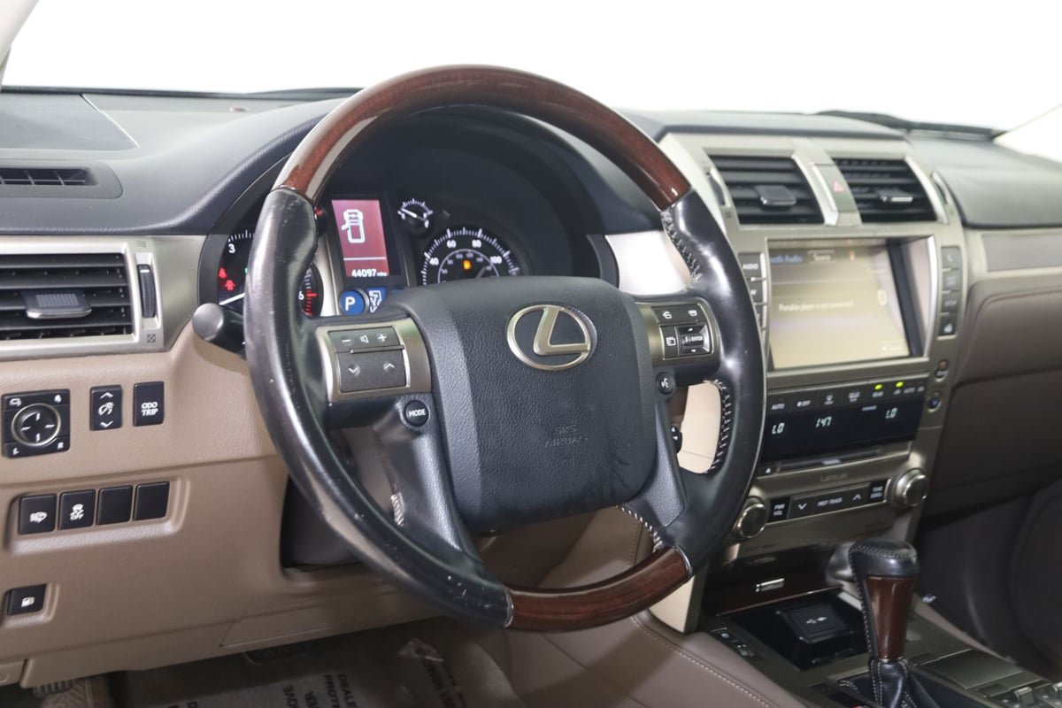 Used 2019 Lexus GX 460 Premium AWD/4WD image 6