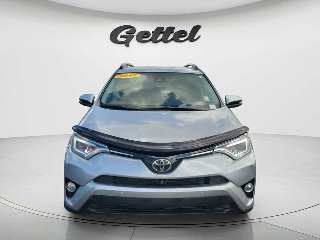 Used 2017 Toyota RAV4 Platinum FWD image 2