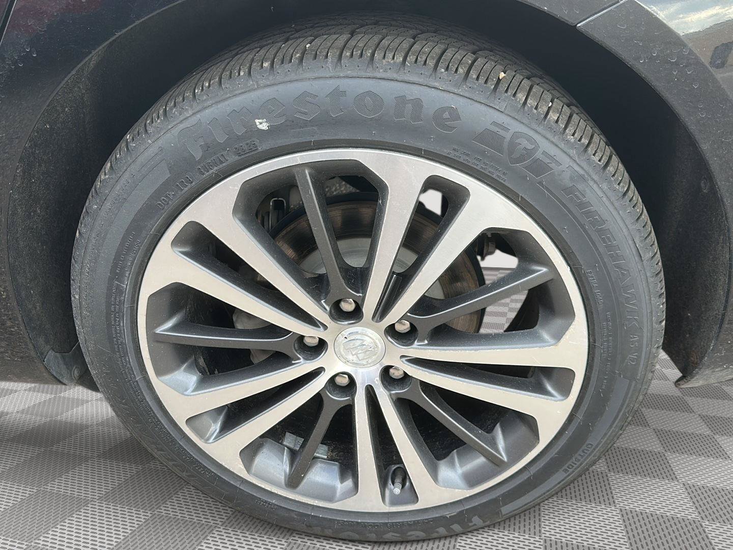 Used 2018 Buick Regal Essence FWD image 5
