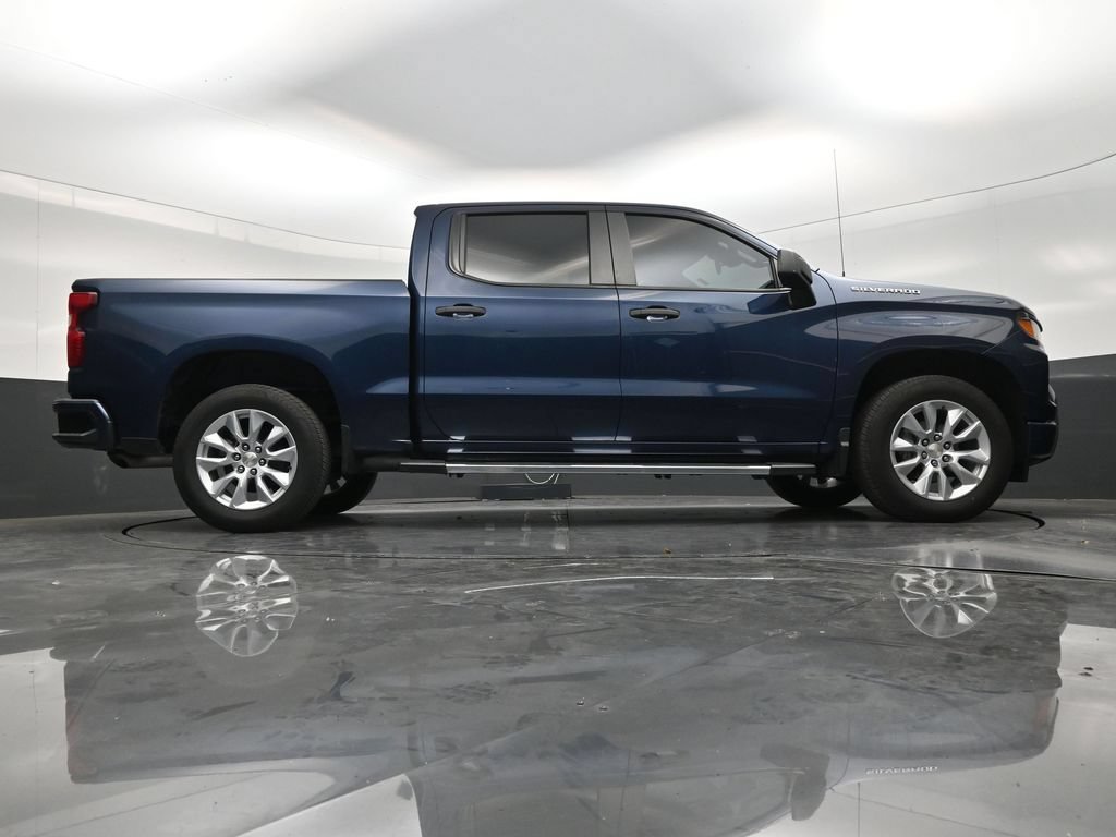 Used 2023 Chevrolet Silverado 1500 Custom RWD image 24
