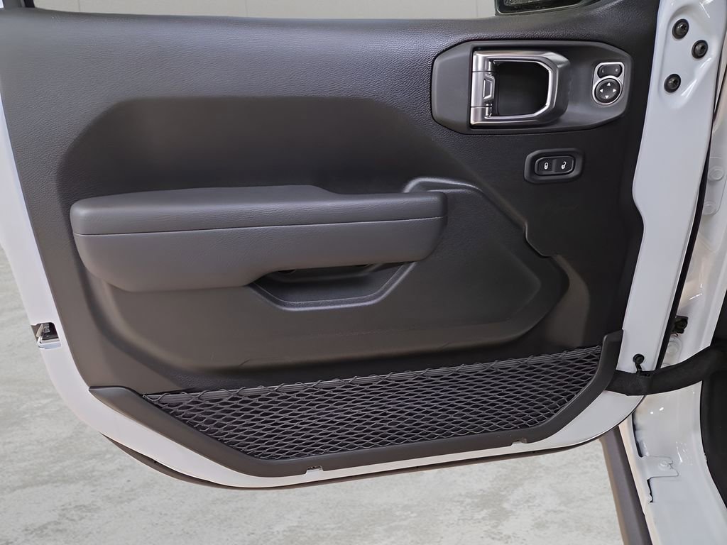 New 2026 Jeep Wrangler Unlimited Rubicon image 10