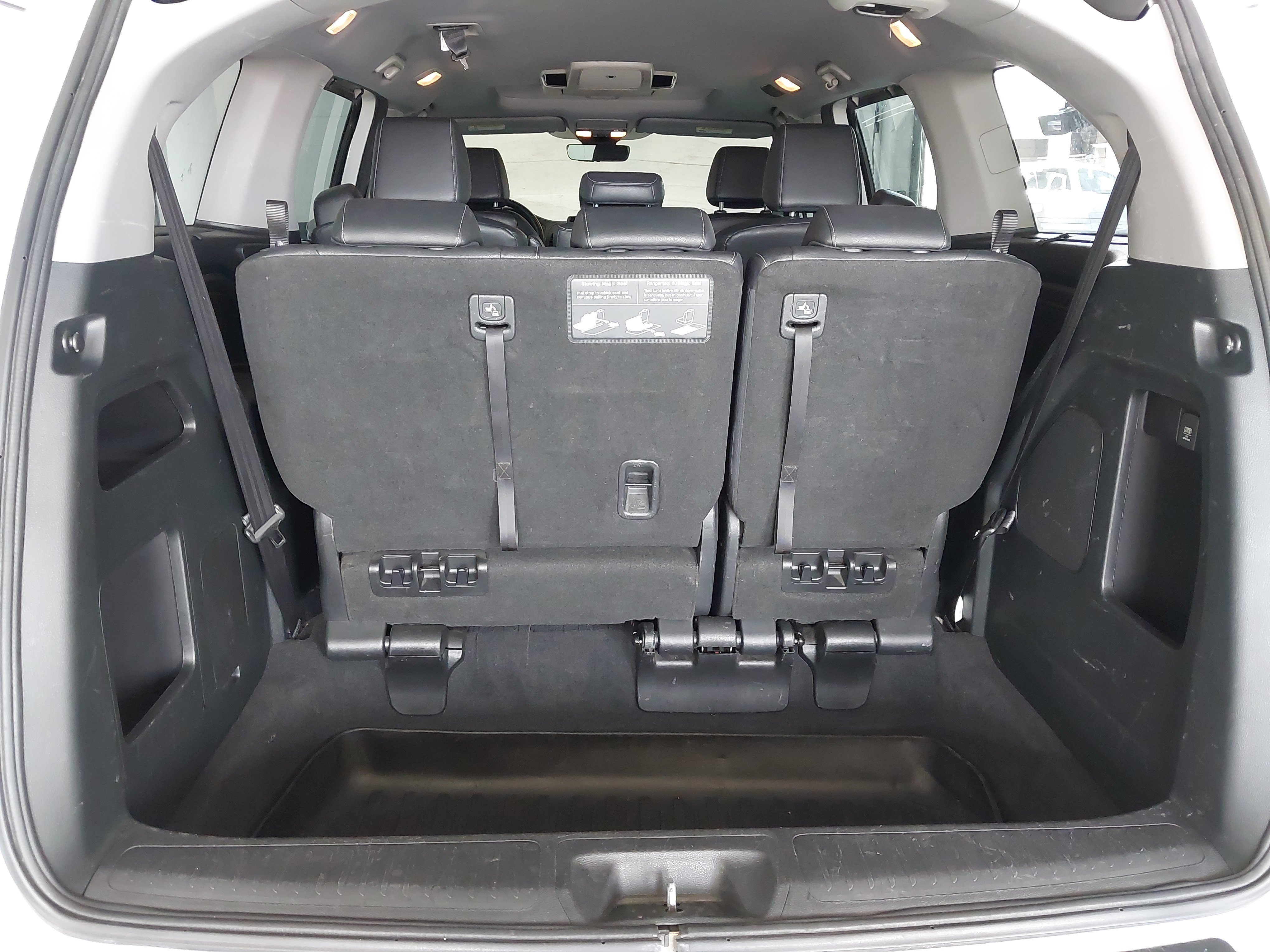 Used 2023 Honda Odyssey Touring image 27