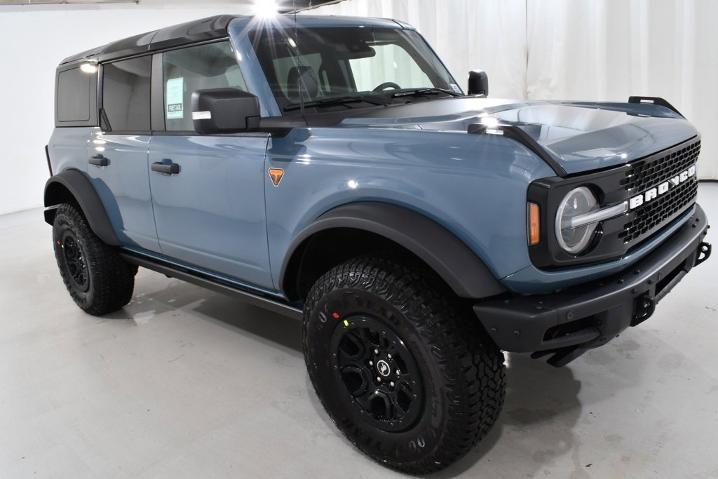 New 2025 Ford Bronco Badlands image 5