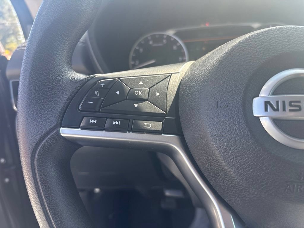 Used 2023 Nissan Sentra SV FWD image 19
