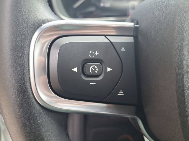 Used 2023 Volvo XC40 Recharge Ultimate w/ Protection Package Premier image 26