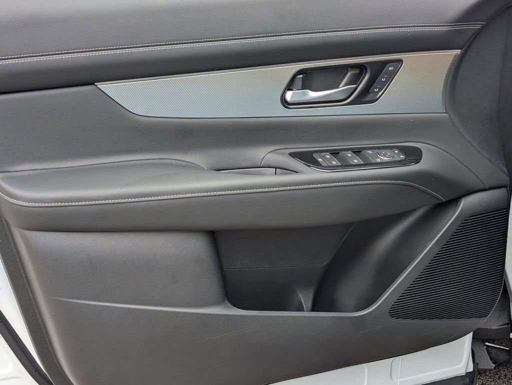 New 2025 Nissan Murano SL image 15