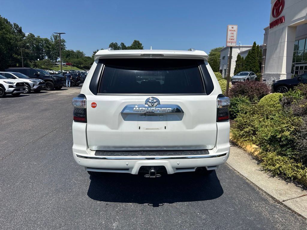 Used 2021 Toyota 4Runner Limited AWD/4WD image 3