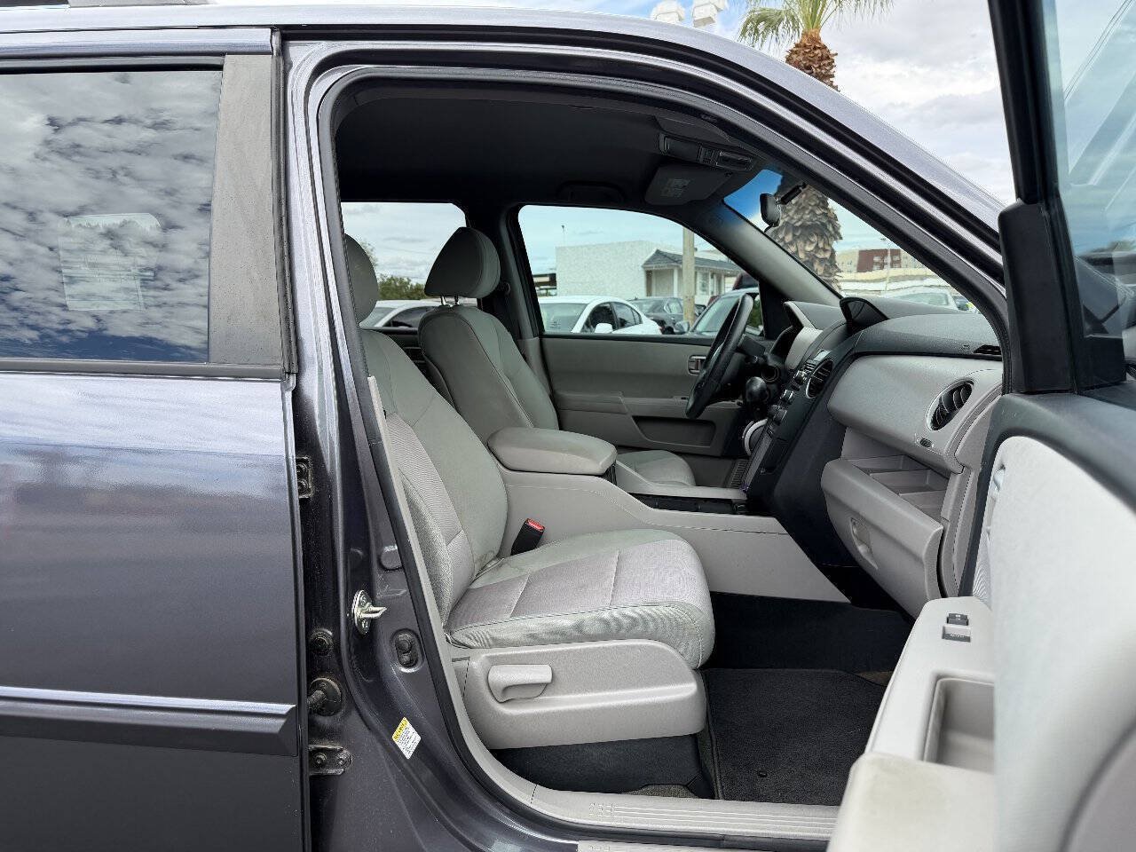 Used 2015 Honda Pilot EX image 16