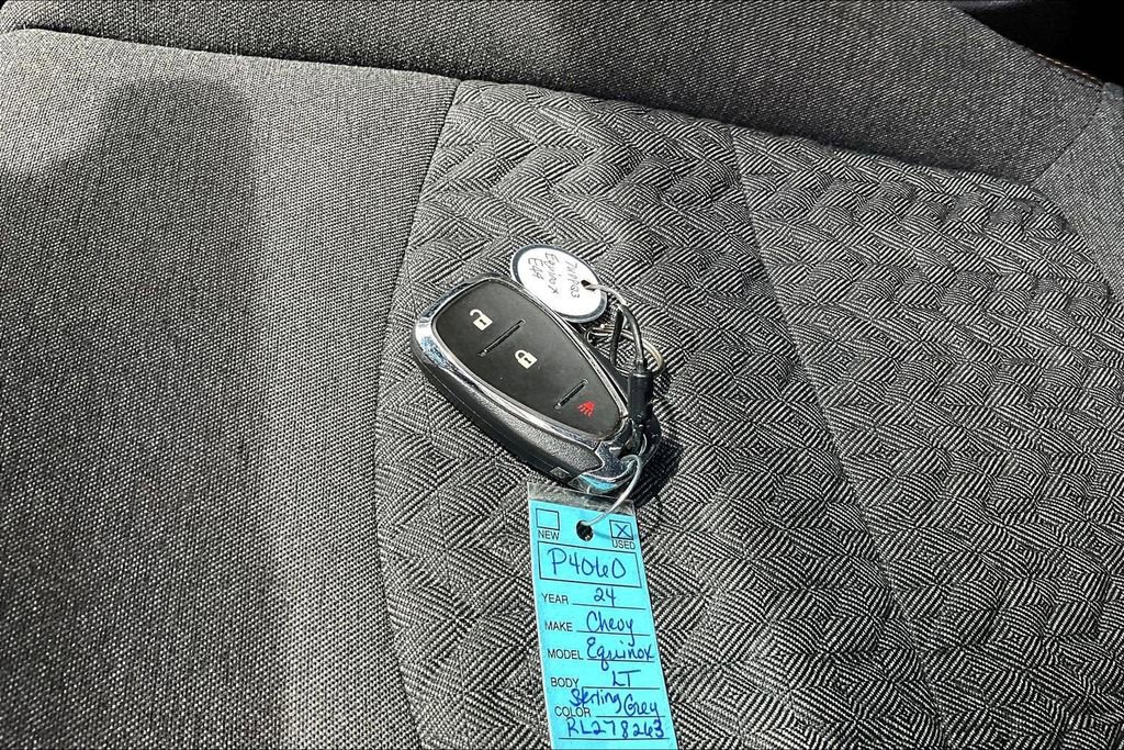 Used 2024 Chevrolet Equinox LT AWD/4WD image 33
