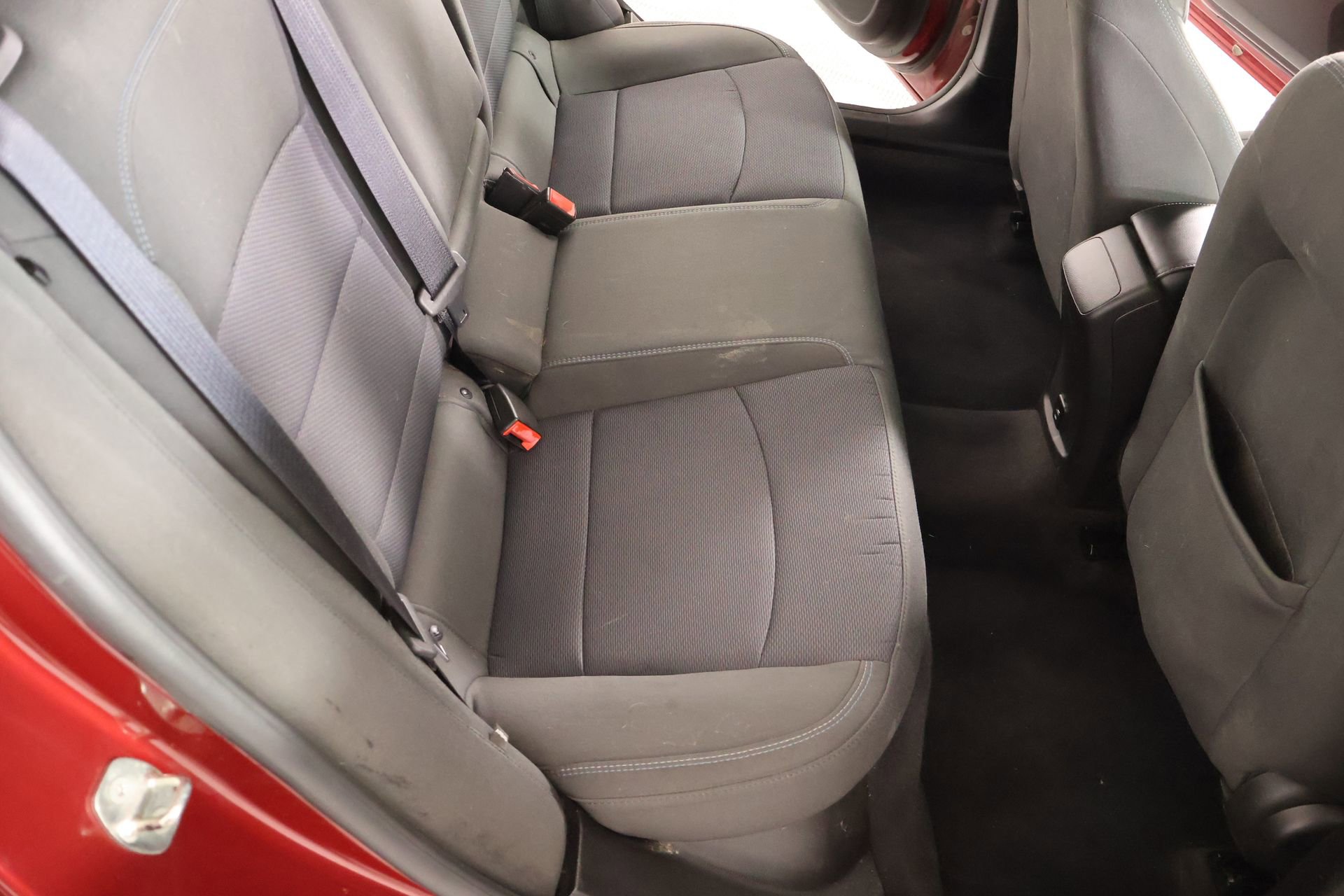 Used 2018 Chevrolet Cruze LT w/ Convenience Package image 14