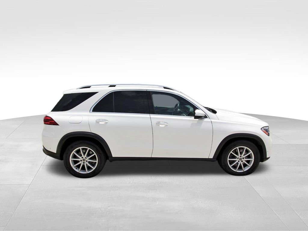 Used 2024 Mercedes-Benz GLE 450e 4MATIC image 5