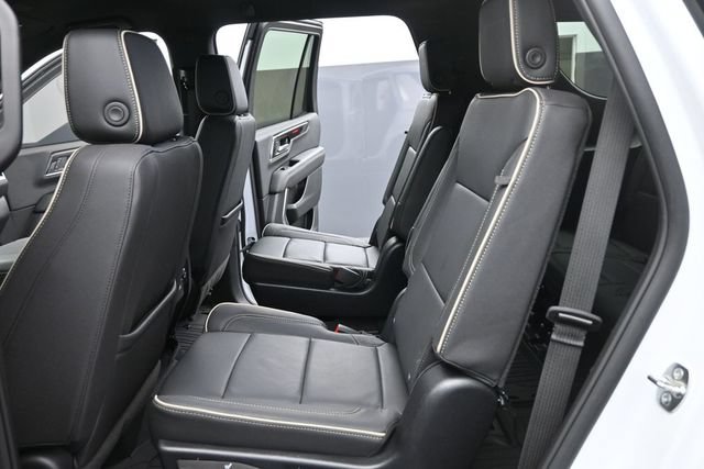 Used 2025 GMC Yukon Elevation w/ LPO, Floor Liner Package AWD/4WD image 17