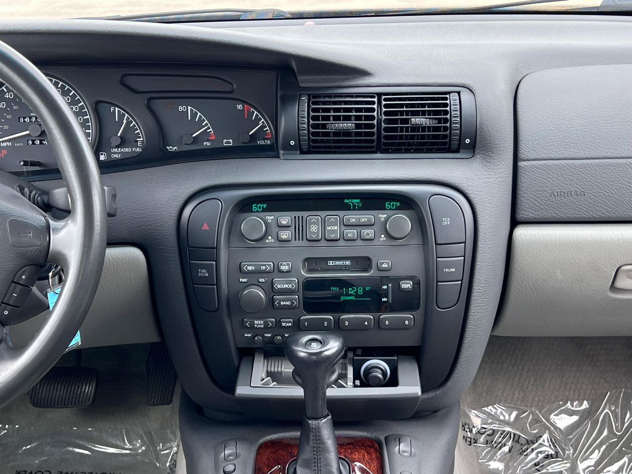 Used 1997 Cadillac Catera RWD image 48