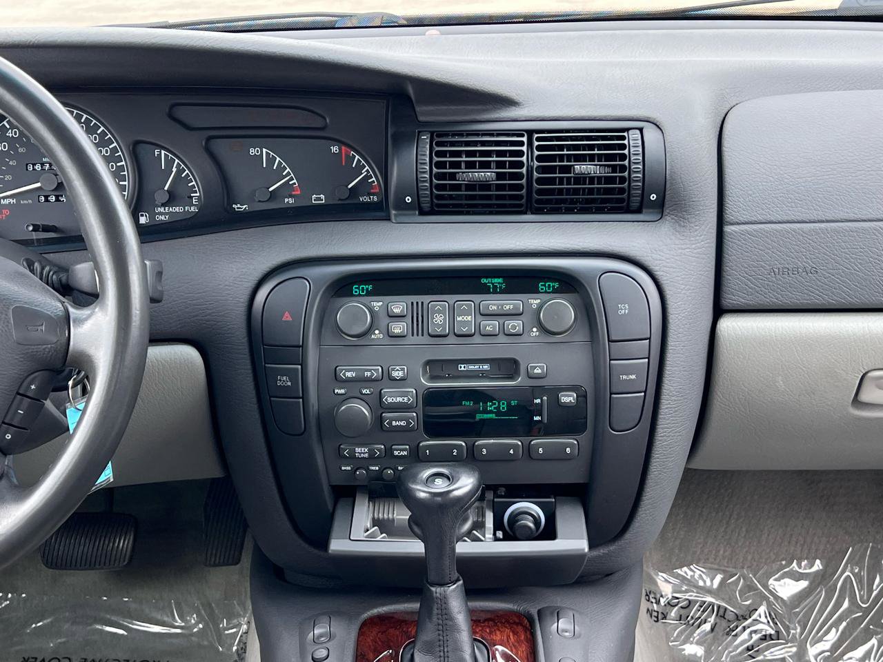 Used 1997 Cadillac Catera RWD image 48