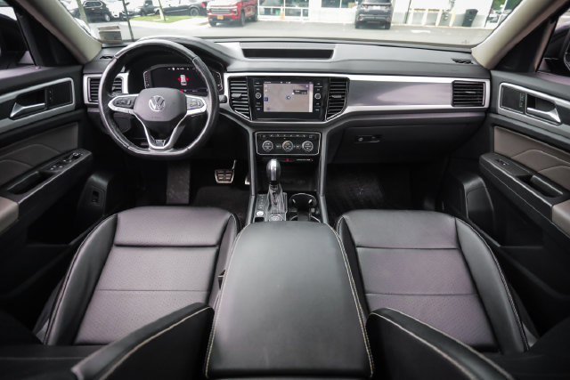 Used 2022 Volkswagen Atlas SEL R-Line AWD/4WD image 41