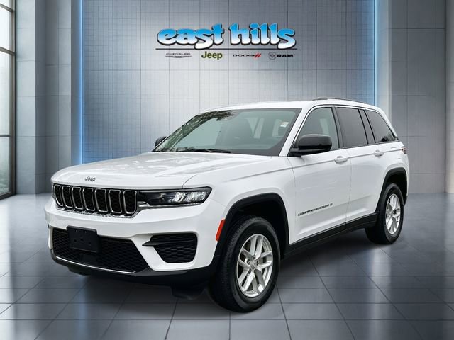 Certified 2024 Jeep Grand Cherokee Laredo X image 7