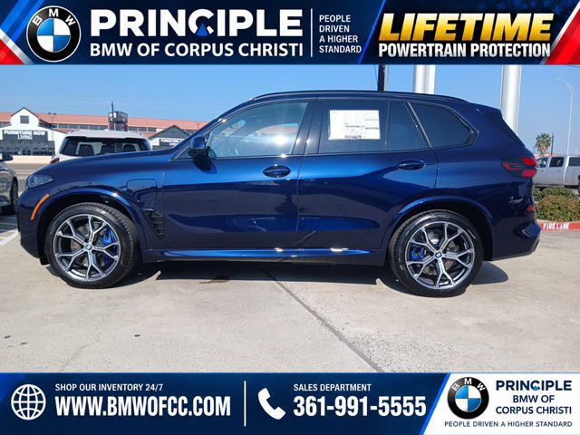 New 2026 BMW X5 xDrive50e w/ M Sport Package AWD/4WD image 8