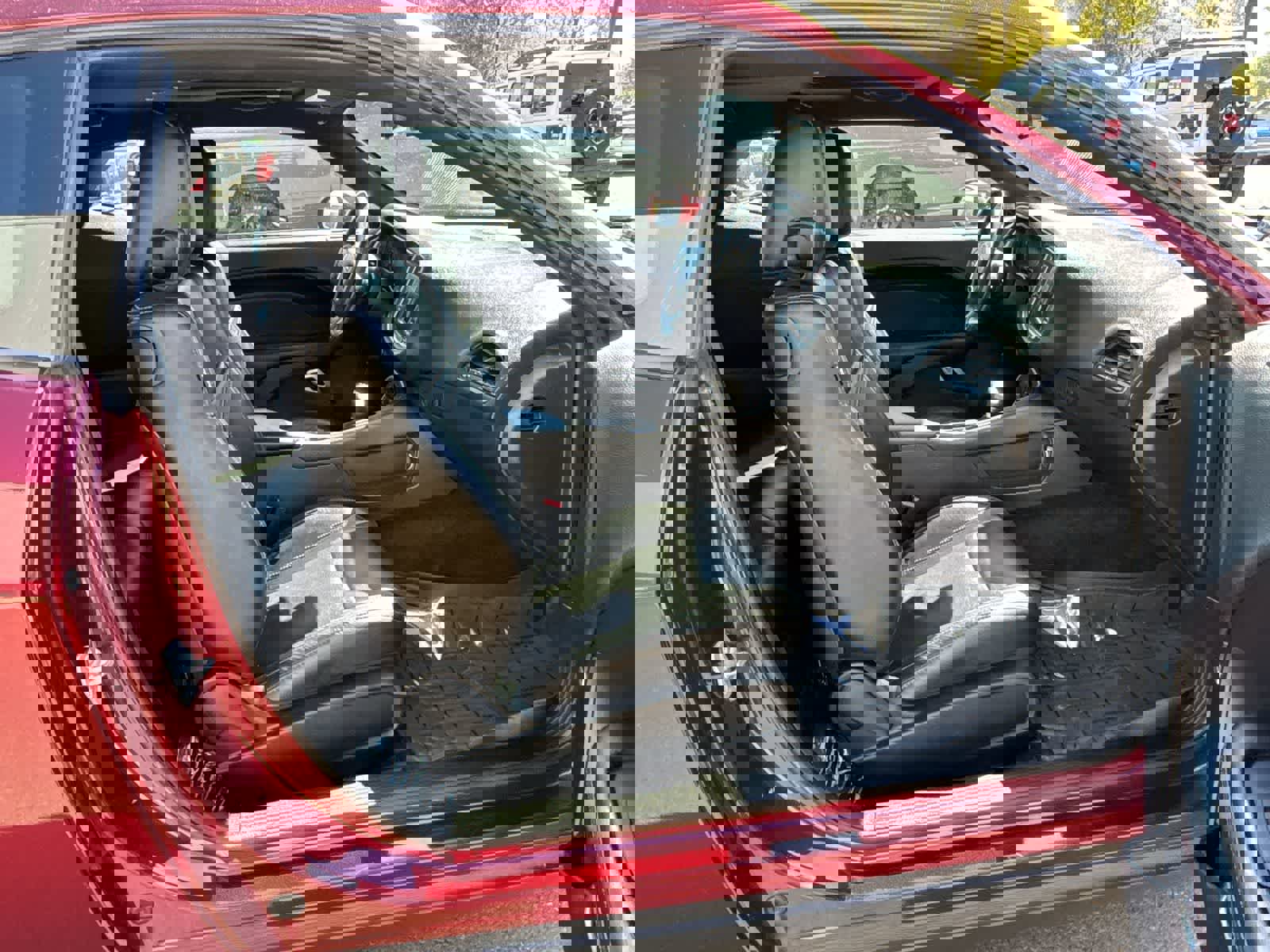 Used 2019 Dodge Challenger SXT w/ Plus Package image 9