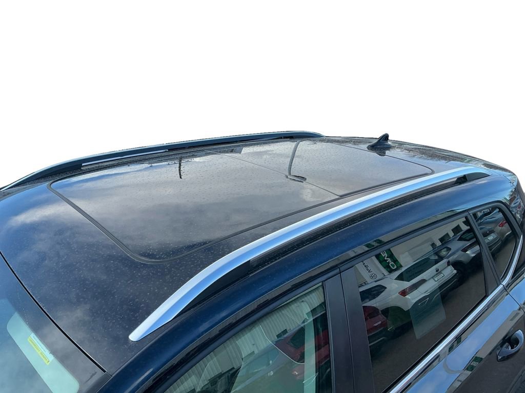 Used 2024 Volkswagen Taos SE image 17