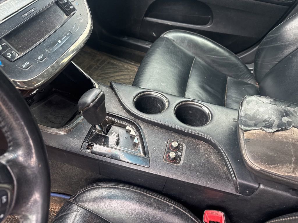 Used 2013 Toyota Avalon XLE image 11