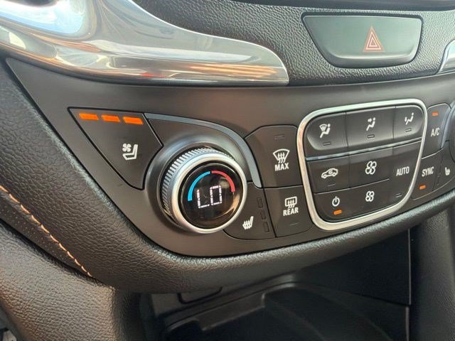 Used 2018 Chevrolet Equinox Premier FWD image 34
