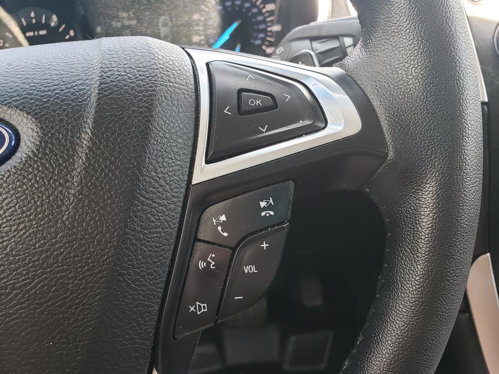 Used 2018 Ford Edge SEL AWD/4WD image 21
