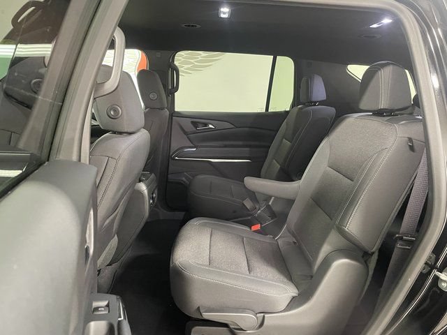 Used 2025 Chevrolet Traverse LT AWD/4WD image 20