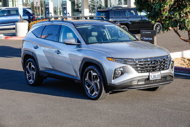 Certified 2024 Hyundai Tucson Limited AWD/4WD image 6