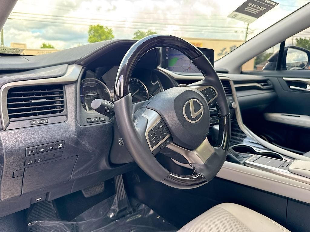 Used 2022 Lexus RX 450hL Luxury w/ Cold Area Package (CT) AWD/4WD image 21