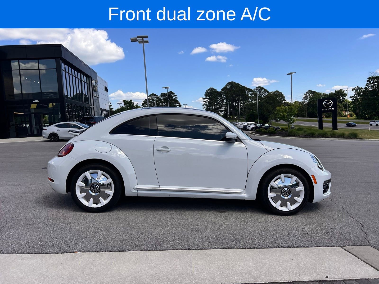 Used 2019 Volkswagen Beetle 2.0T Final Edition SEL FWD image 4