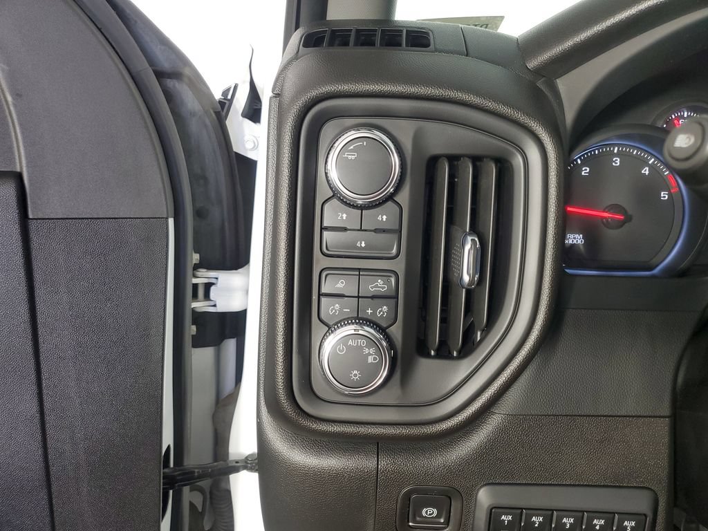 Used 2024 GMC Sierra 3500 Pro w/ Convenience Package AWD/4WD image 26