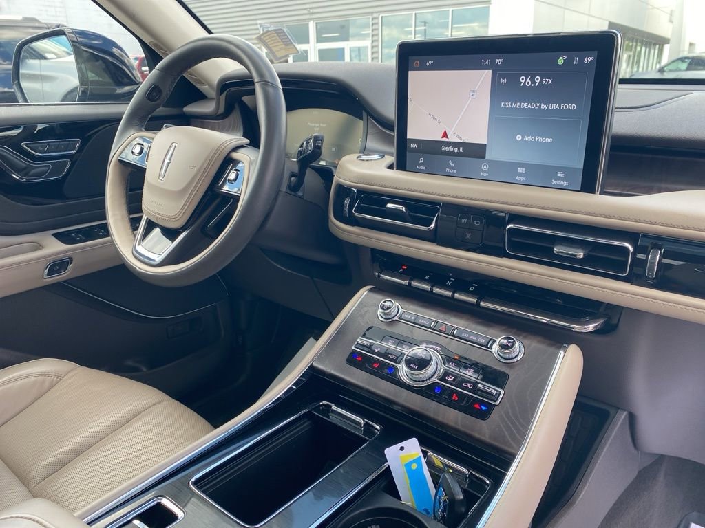 Used 2022 Lincoln Aviator Reserve w/ Elements Package Plus image 30