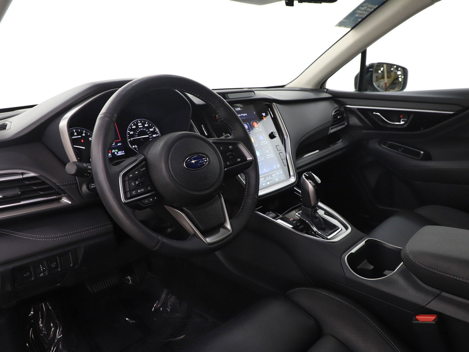 Used 2025 Subaru Outback Touring w/ Tech Package 3 image 25