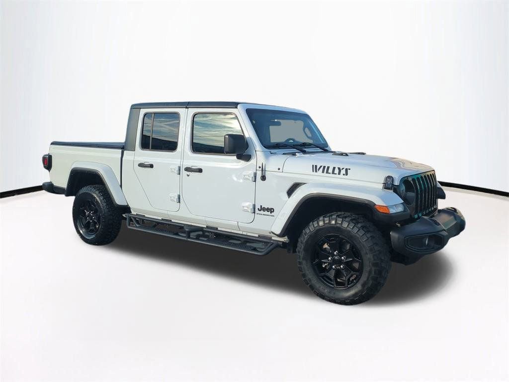Used 2023 Jeep Gladiator Willys image 2