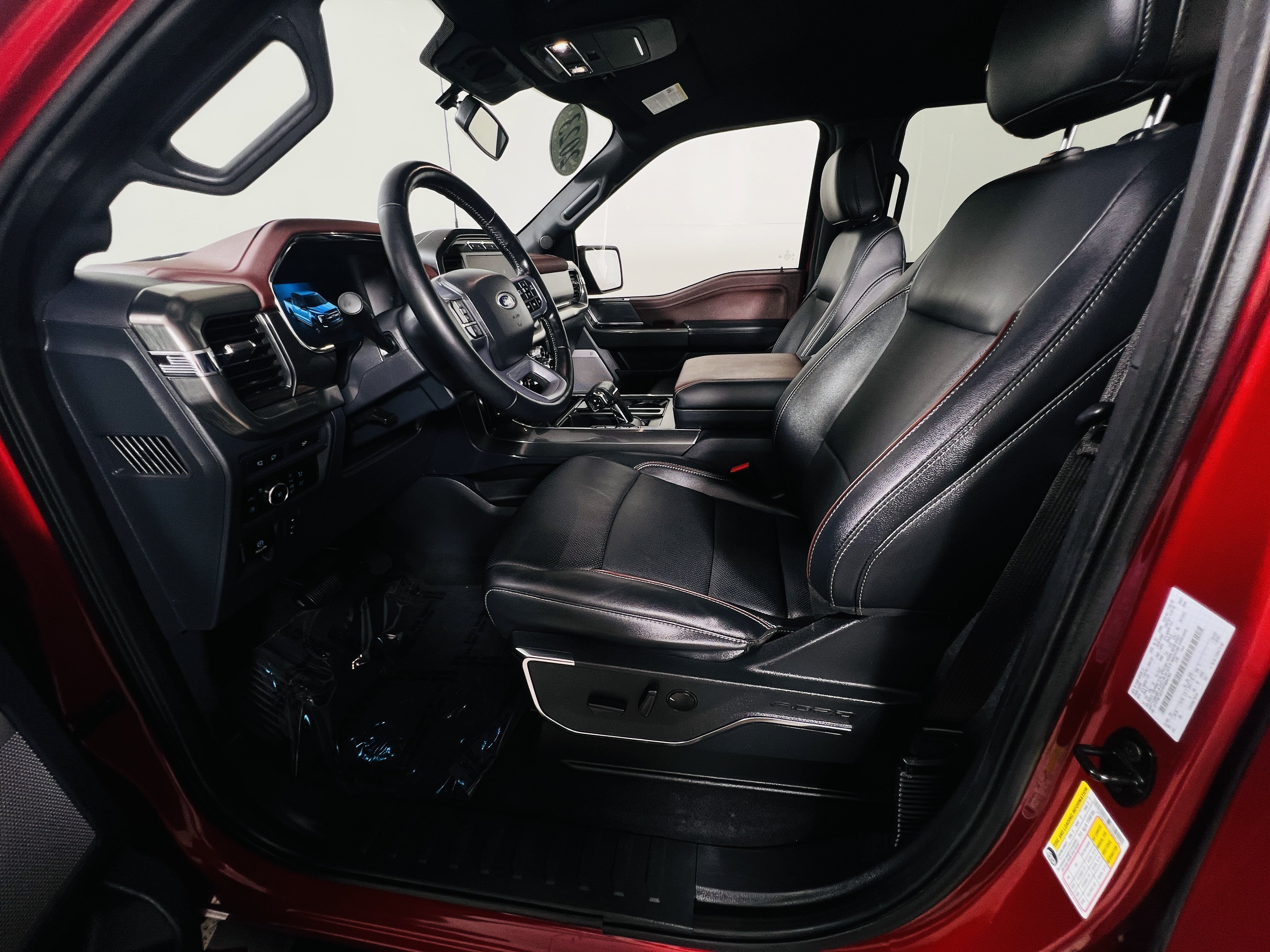 Used 2023 Ford F150 Lariat AWD/4WD image 34