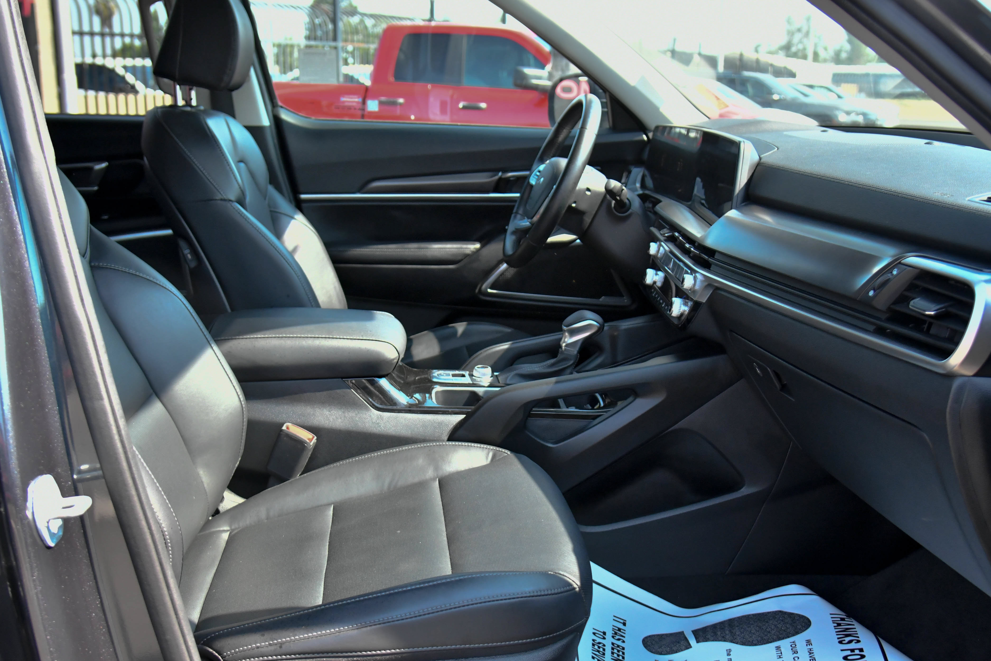 Used 2023 Kia Telluride LX AWD/4WD image 47