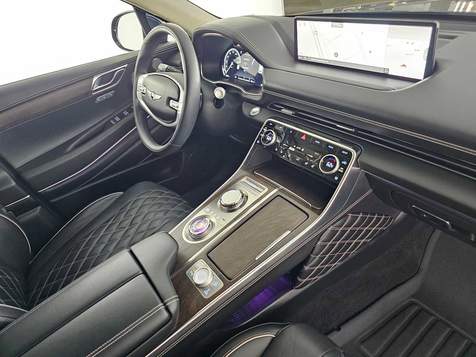 Used 2023 Genesis GV80 3.5T w/ Cargo Package image 11