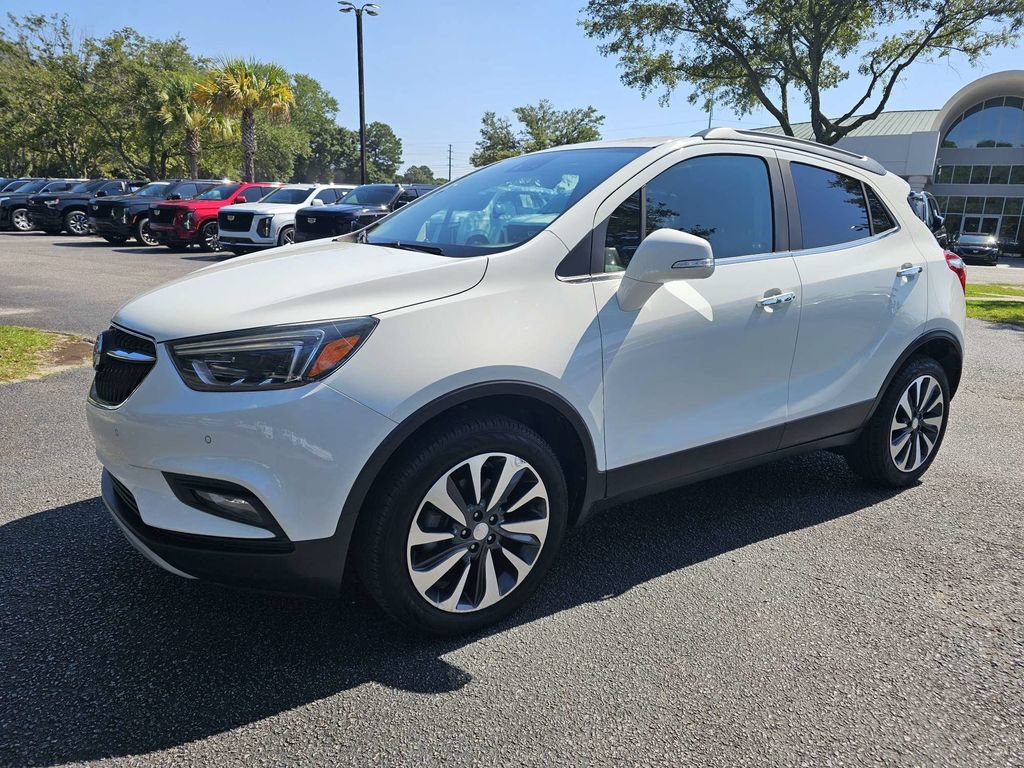 Used 2019 Buick Encore Essence w/ Safety Package II AWD/4WD image 8