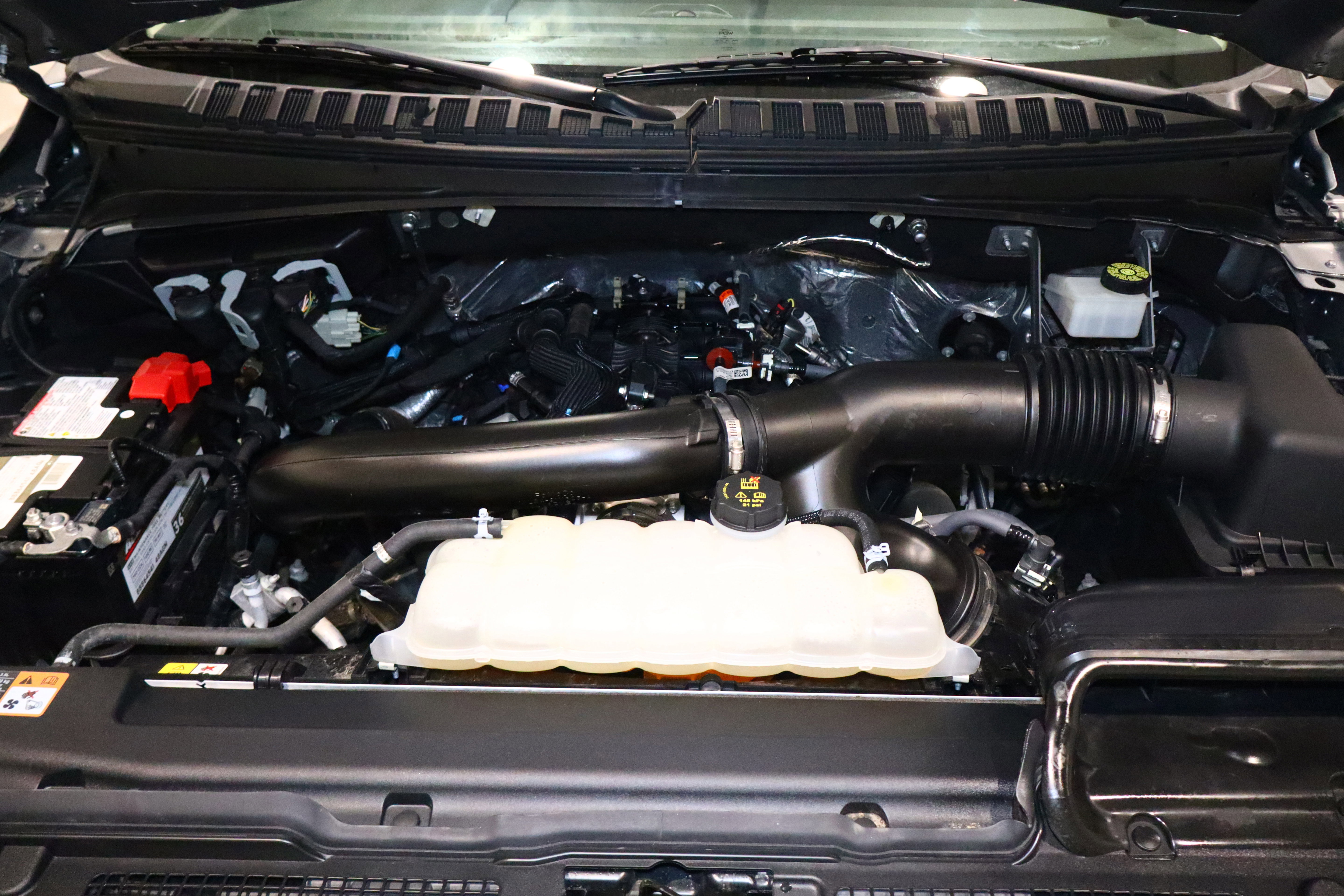 Used 2024 Ford Expedition XLT image 9