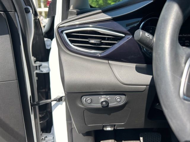 Used 2020 Buick Encore GX Select FWD image 26