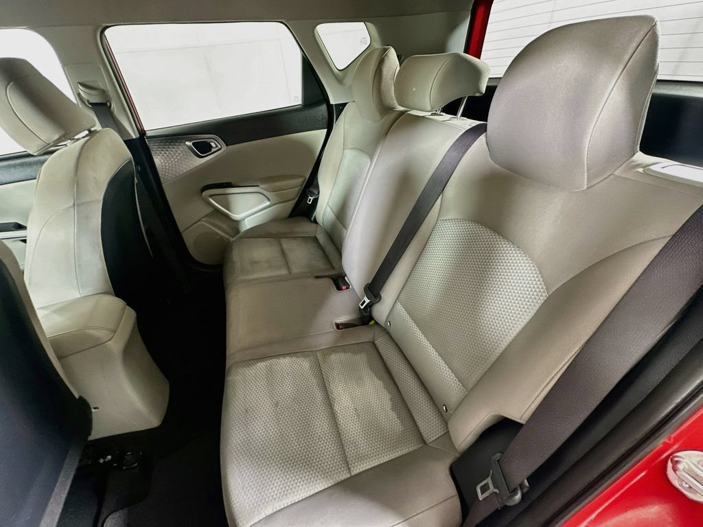 Certified 2023 Kia Soul LX FWD image 25