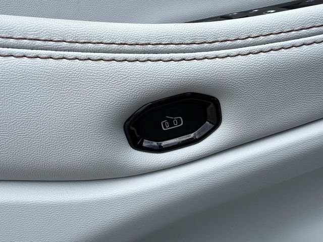 New 2026 Jeep Cherokee Limited AWD/4WD image 19
