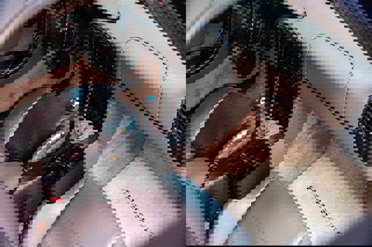 Used 1998 Porsche Boxster image 25