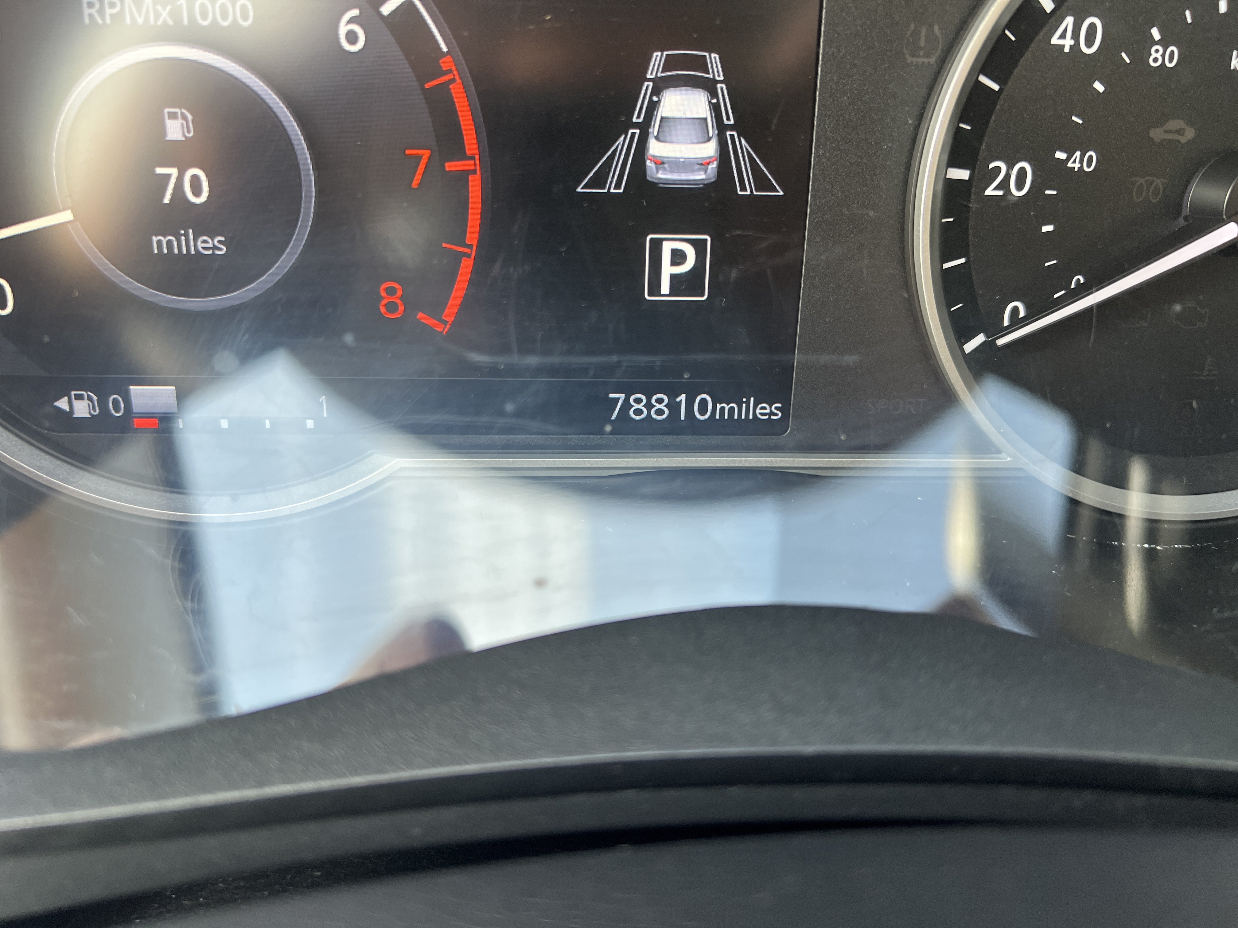 Used 2023 Nissan Versa SV FWD image 20