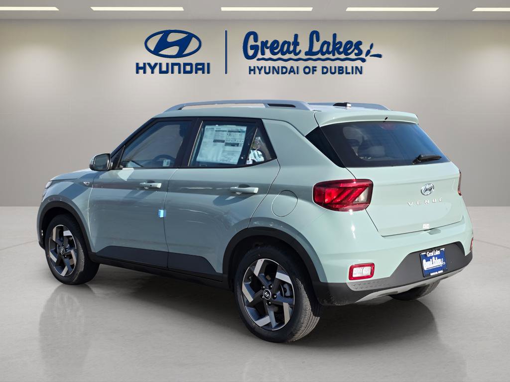 New 2026 Hyundai Venue SEL FWD image 3