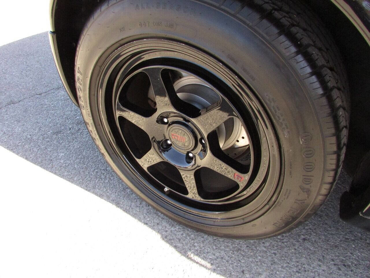 Used 2014 Nissan Juke SV w/ Navigation Package image 13