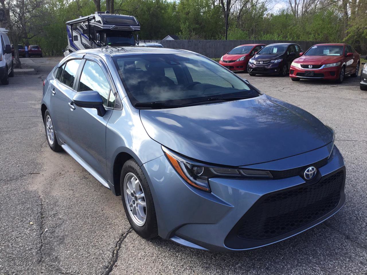 Used 2022 Toyota Corolla LE FWD image 4