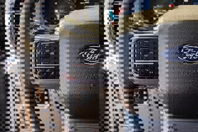 Used 2024 Ford F150 XLT w/ Mobile Office Package image 9